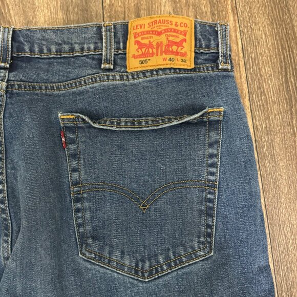 Levi's 505 Jeans Men's 40x32 Medium Wash Regular Fit Stretch Denim - Picture 5 of 9
